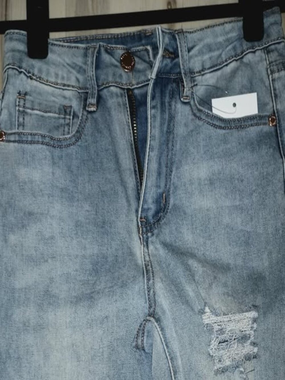 NWT Red by Denim Couture SKHW1065 Light Wash Distressed Skinny Jeans Raw Hem - Picture 6 of 8